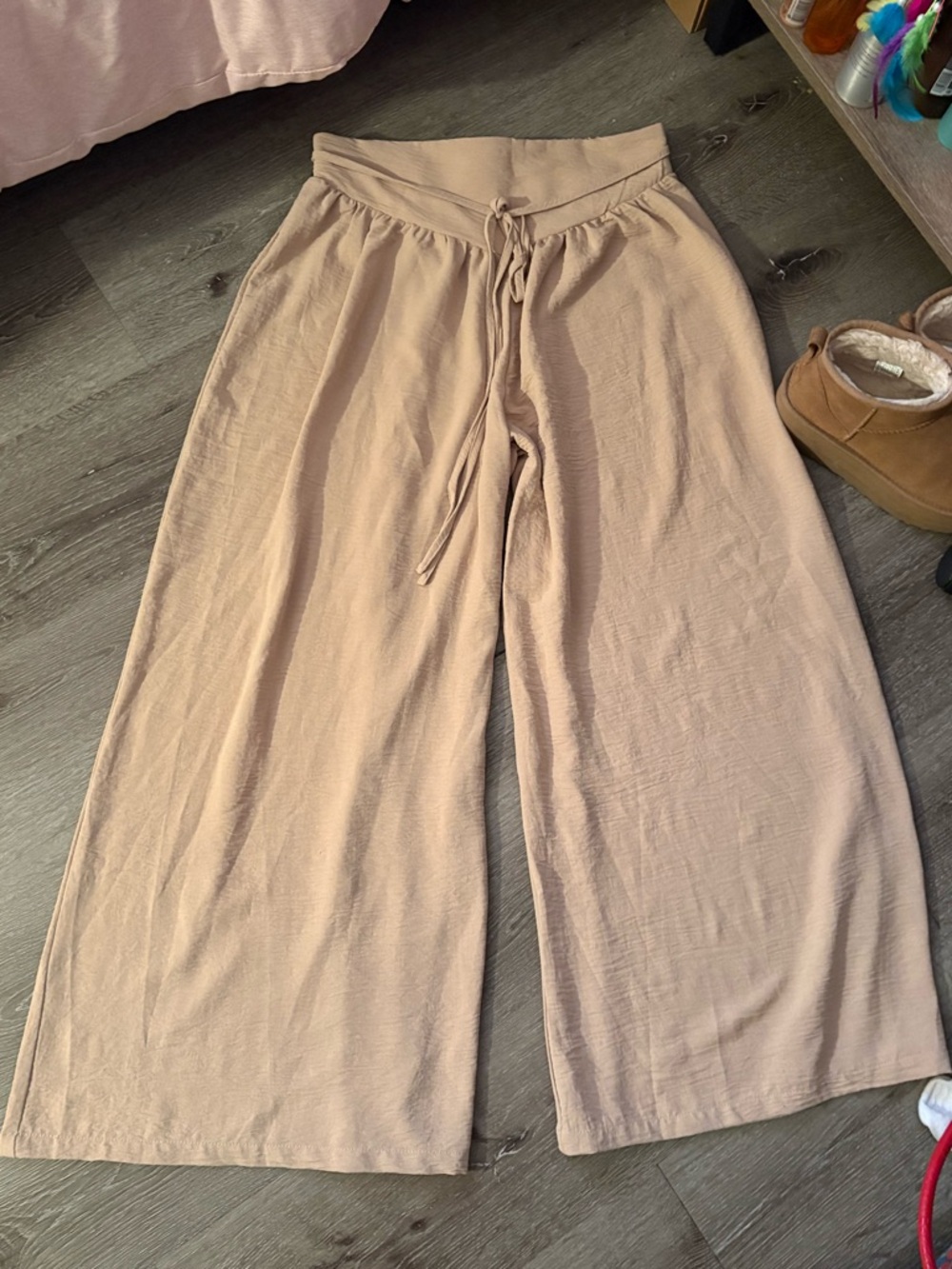 Tan wide leg V waist pants